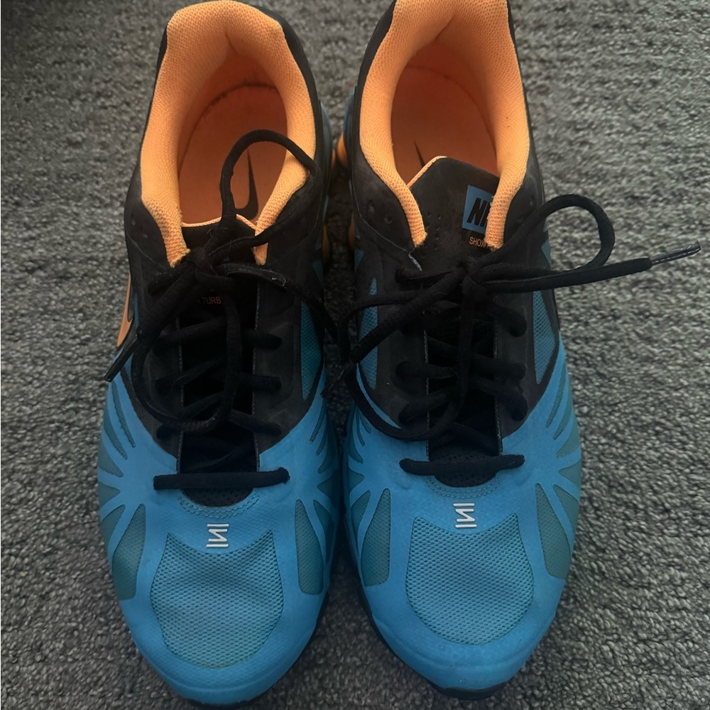 Nike Shox size 11